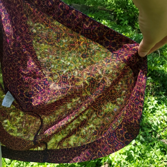 Short sleeve kaleidoscope cover/top - Picture 2 of 3